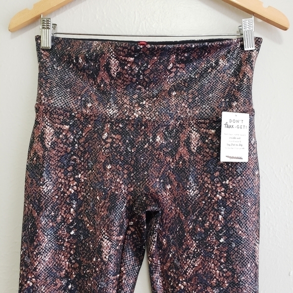 SPANX Don't Faux - Get! Snake Print - Picture 6 of 12